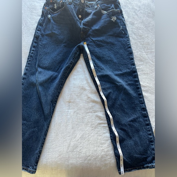 Levi’s women’s 501 dark wash jeans. W32,L26. - Picture 5 of 7